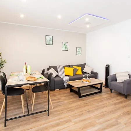 Le Green St Leon : Lit Queen Size * Wifi * Ideal Couple Colmar Exterior foto